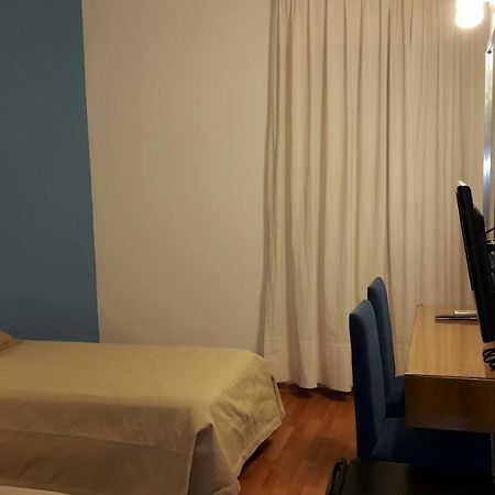 Hotel Avenida Buenos Aires Luaran gambar