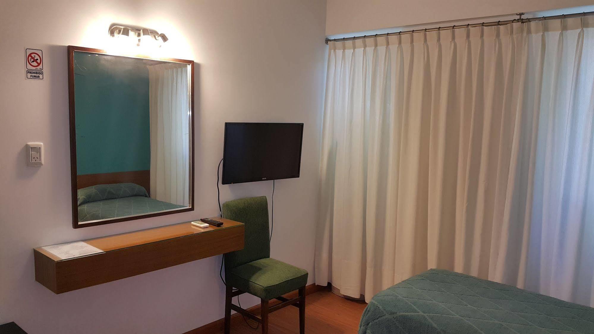 Hotel Avenida Buenos Aires Luaran gambar