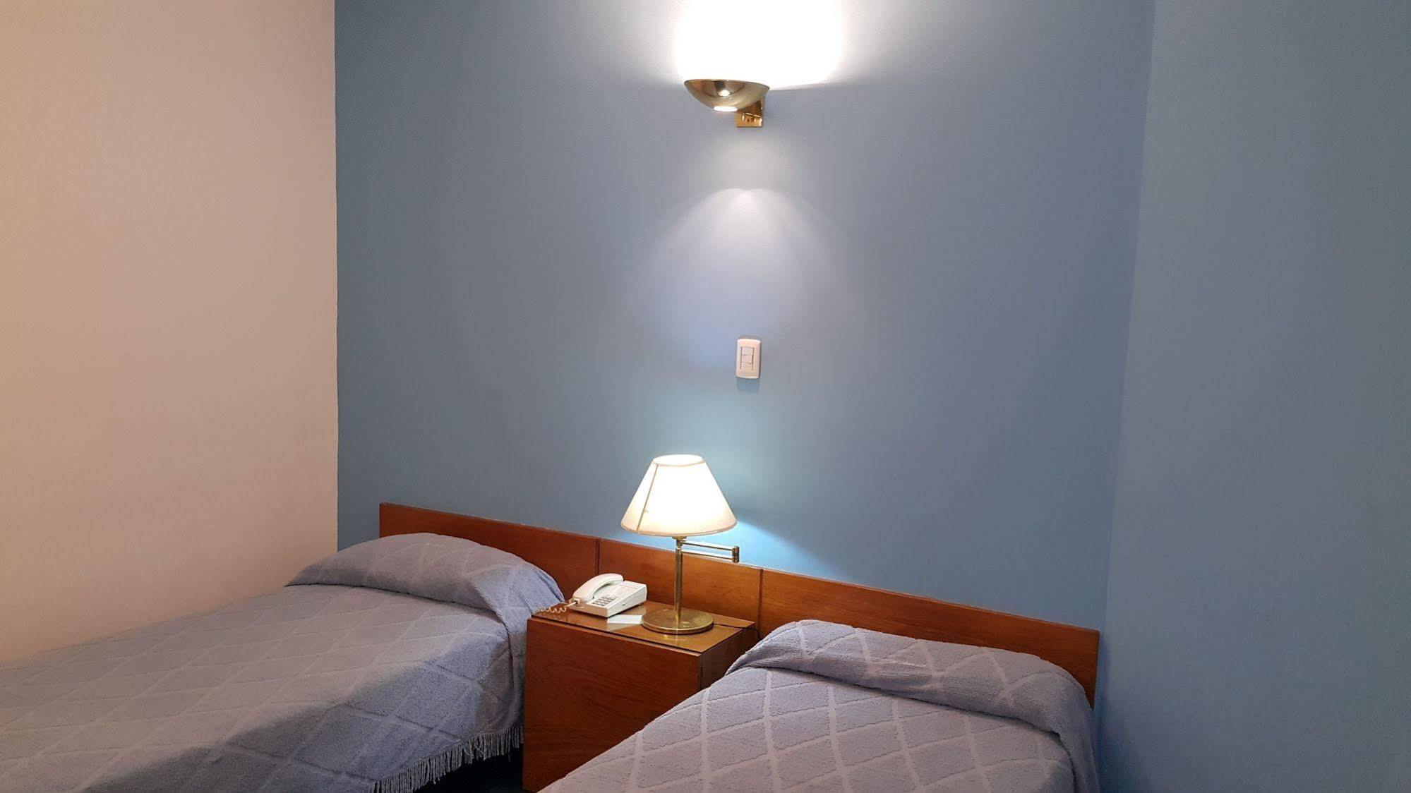 Hotel Avenida Buenos Aires Luaran gambar