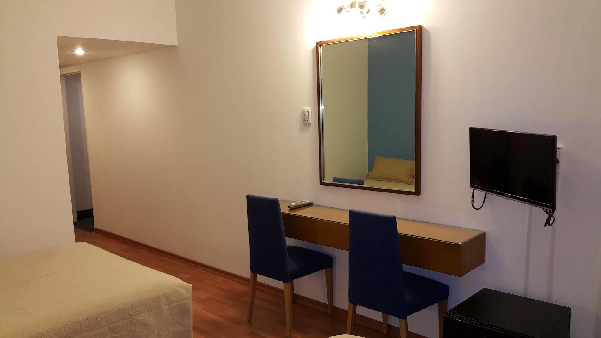 Hotel Avenida Buenos Aires Luaran gambar